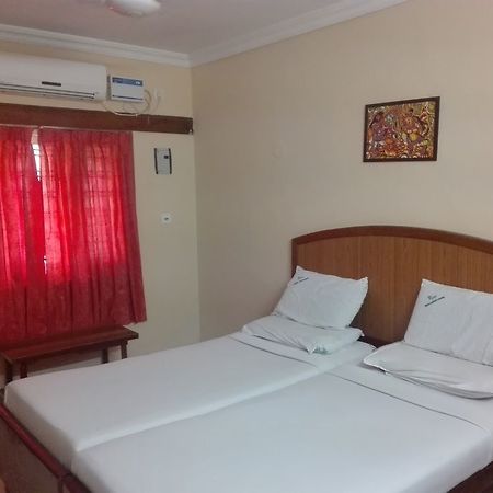 ホテル Ktdc Nandanam Guruvayoor Guruvāyūr エクステリア 写真